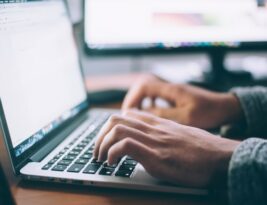How to increase value by % on drag in google sheets
